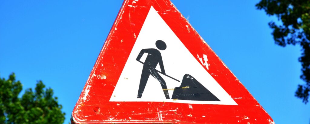 Strassenbauarbeiten / Spurwechsel bei der Schulhausstrasse